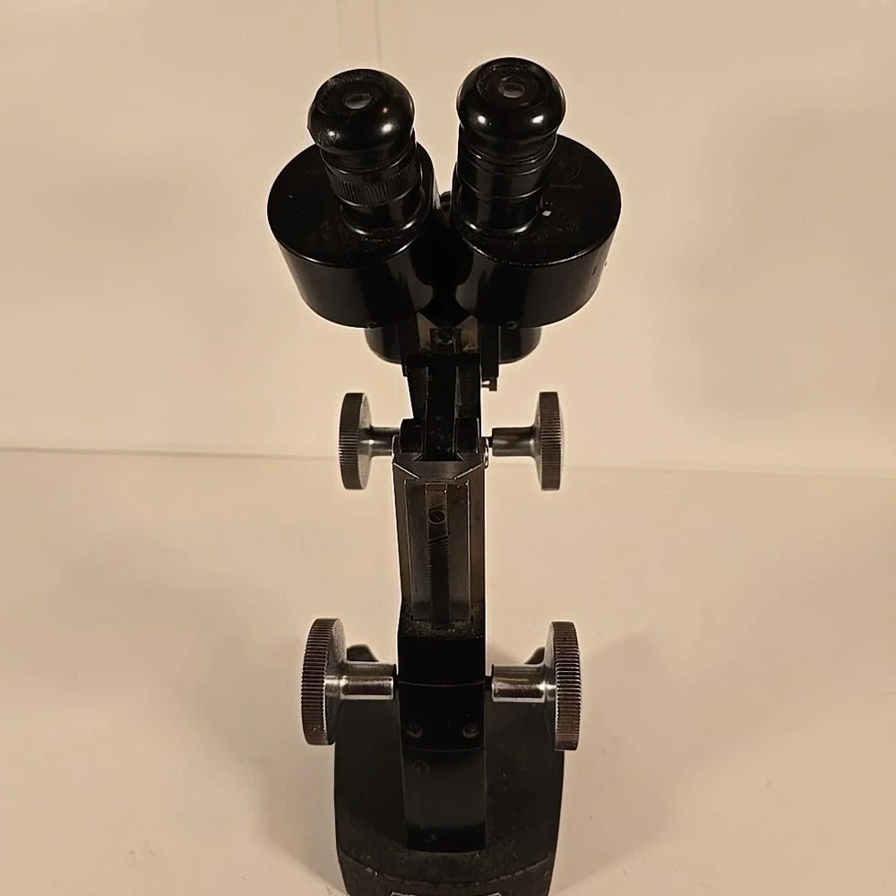 Vintage - American Optical Company - SPENCER Microscope